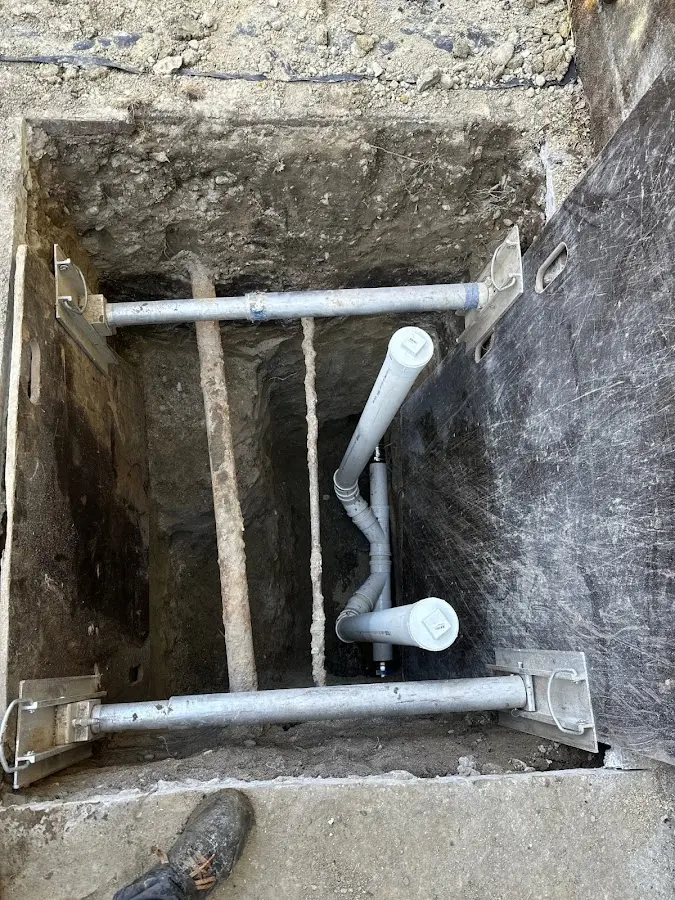 Experienced plumber completing Drain Cleaning work in Dubuque